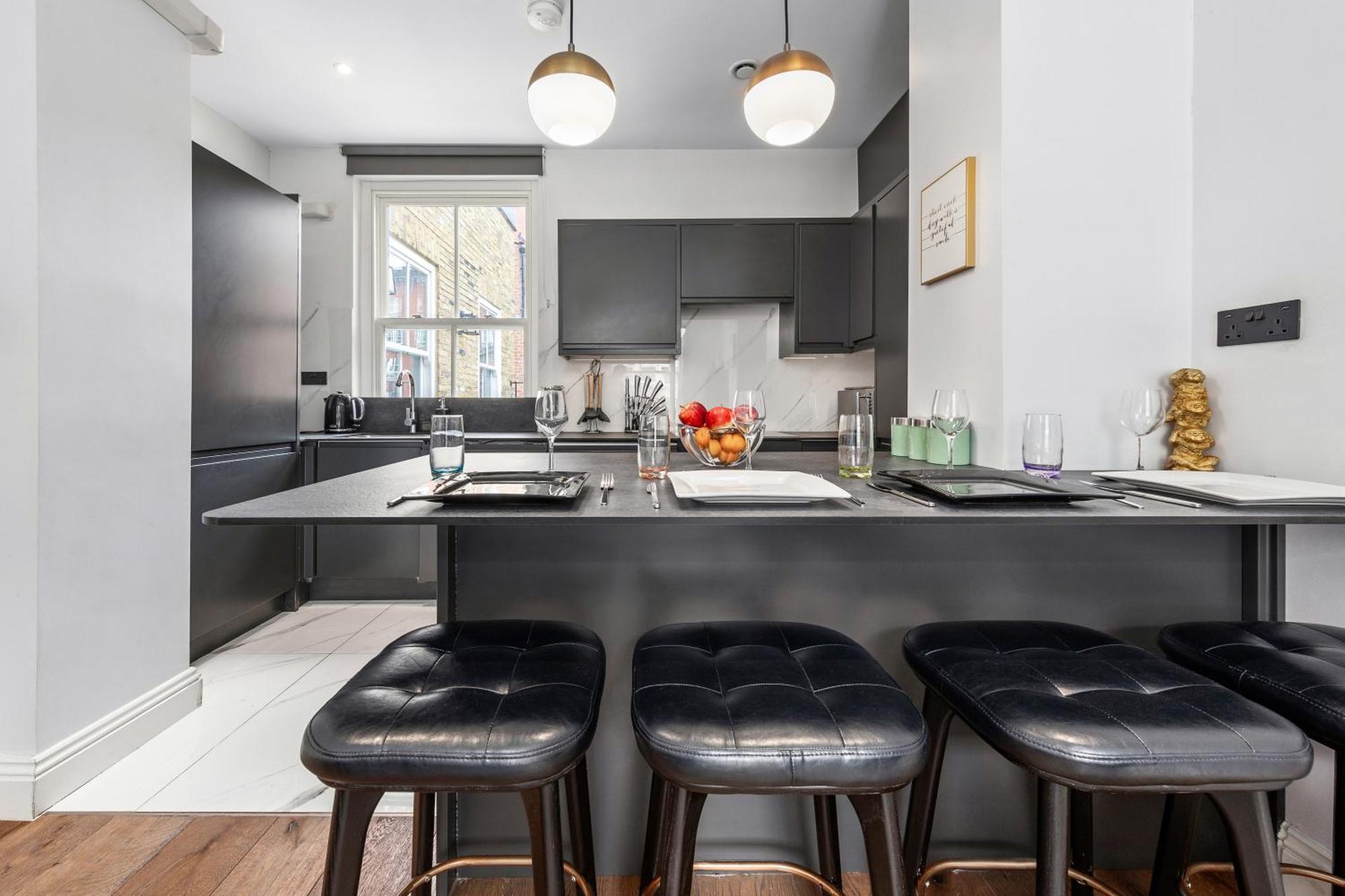 Stylish 2 Bedroom Apartment In Westminster Sleeps 5 With Ac London Exteriör bild