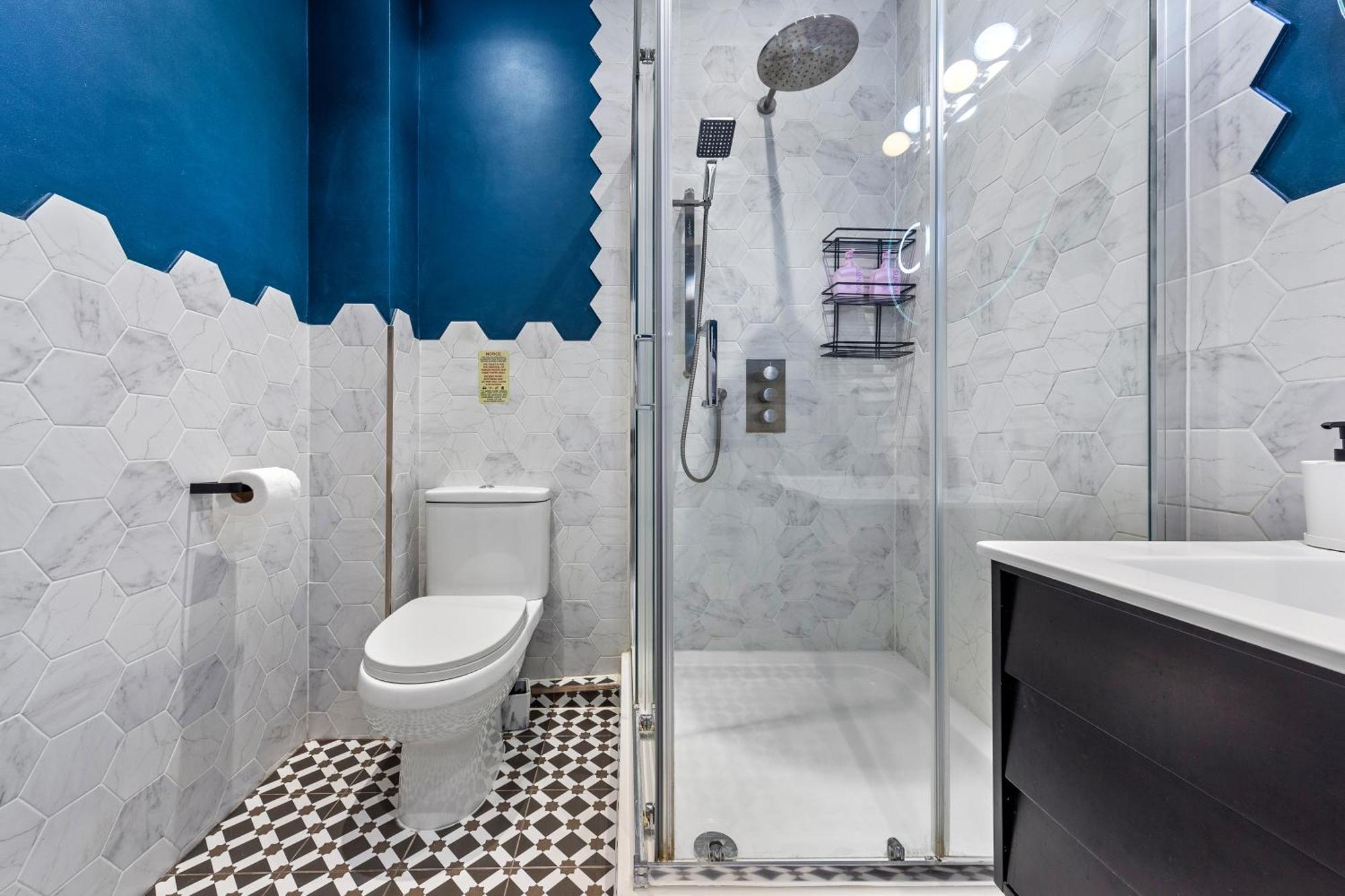 Stylish 2 Bedroom Apartment In Westminster Sleeps 5 With Ac London Exteriör bild